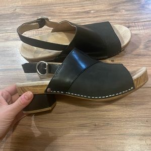 Dansko Madalyn Black Slingback Sandal Heels 41